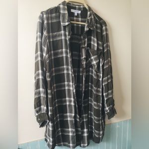 Womens plaid shirt
